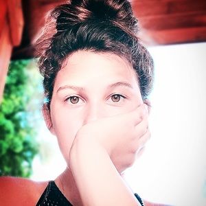 Meet your Posher, Lily